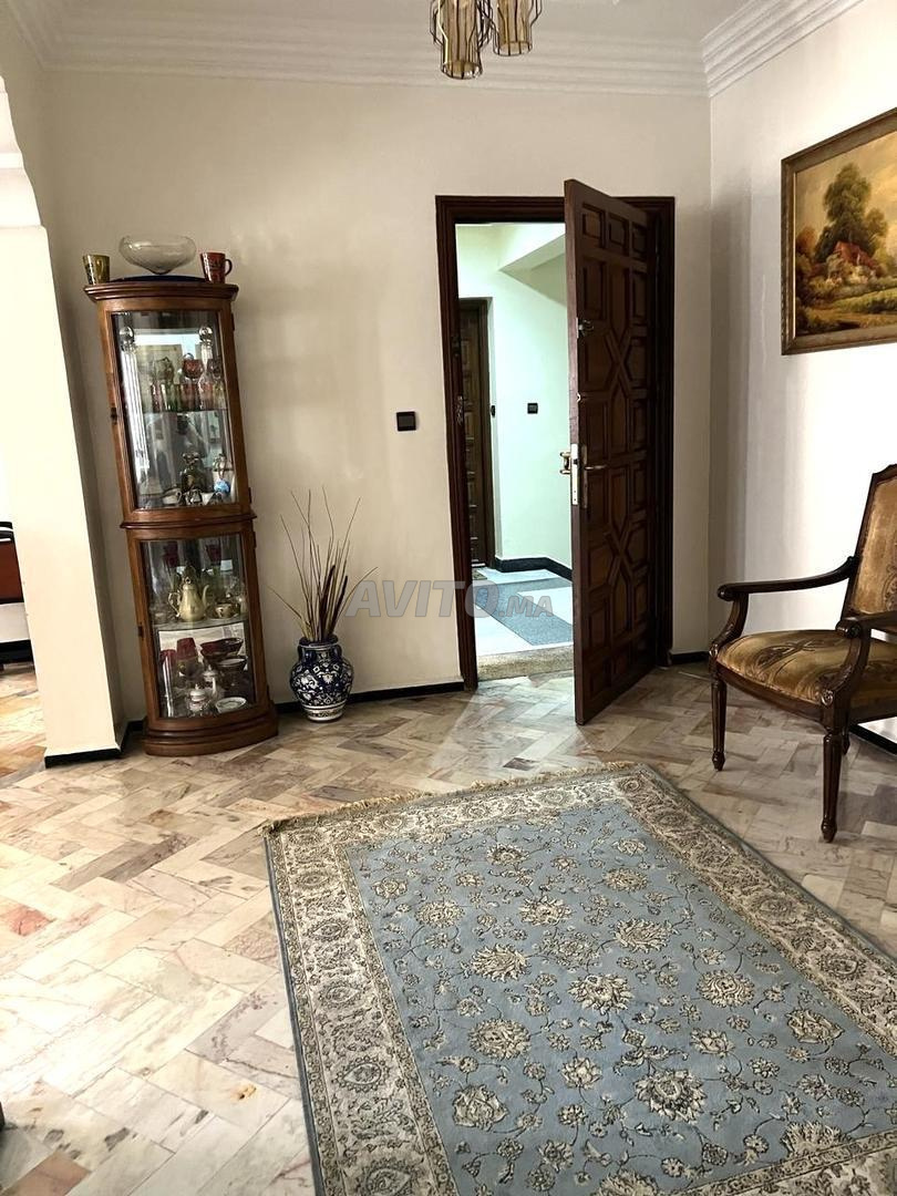 Appartement meublé 150 m² à louer à Casablanca, Derb Ghallef — Photo 11