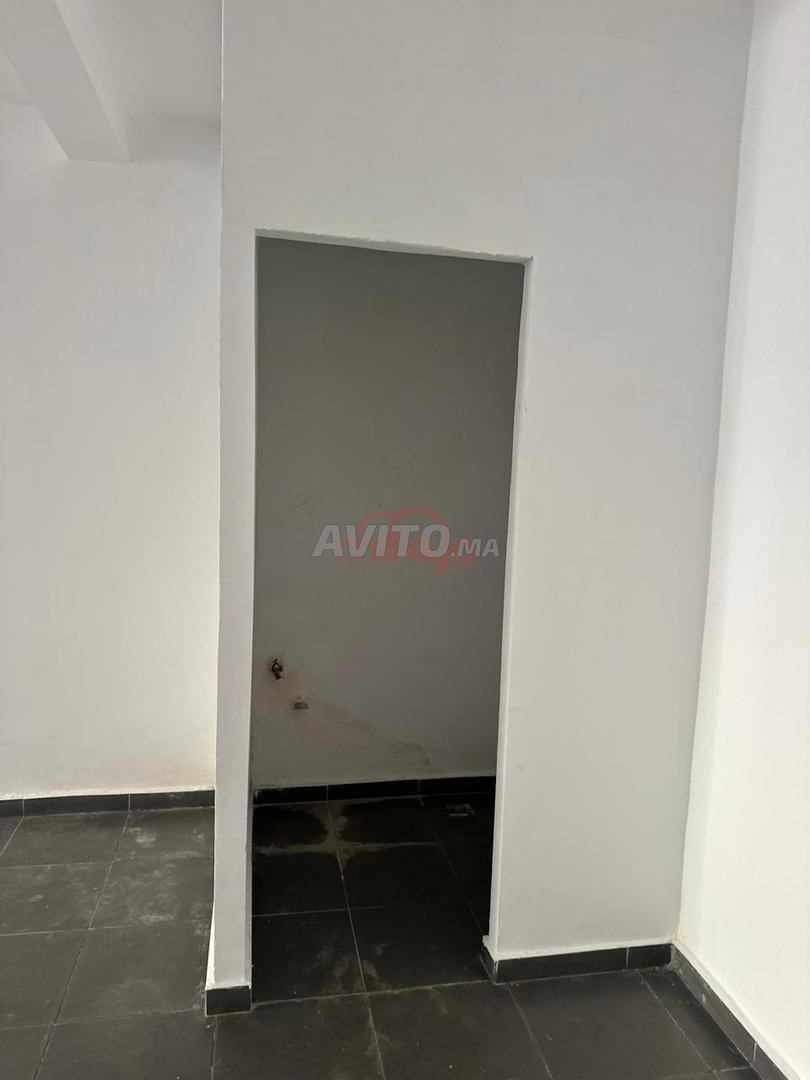 Commercial unit 156 m² for sale in Casablanca — Photo 3