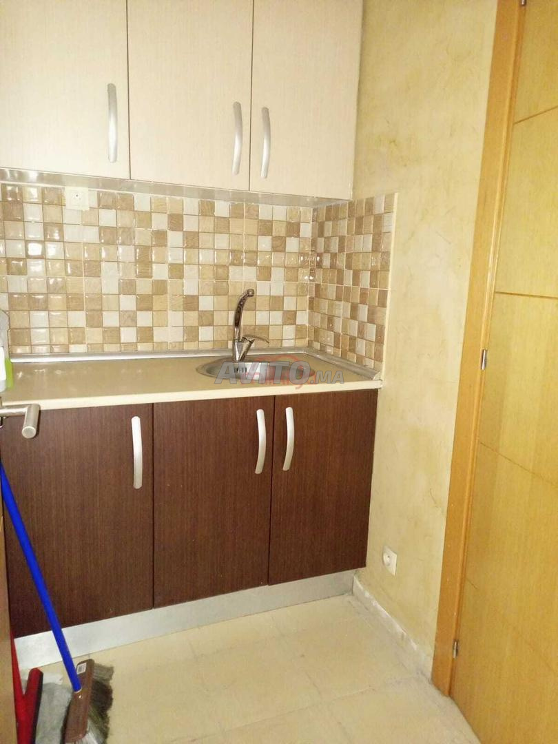 Office 135 m² for Rent in Casablanca — Photo 8