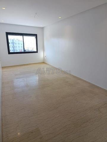 Bel appartement 80 m² à louer à Casablanca — Photo 3