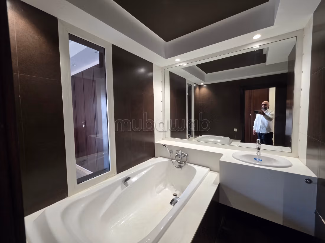 Appartement moderne 190 m² à louer à Rabat — Photo 4