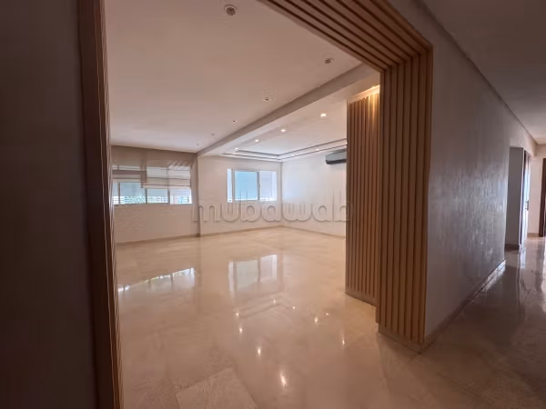 Appartement moderne 190 m² à louer à Rabat — Photo 6