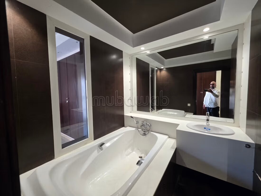 Appartement moderne 190 m² à louer à Rabat — Photo 3