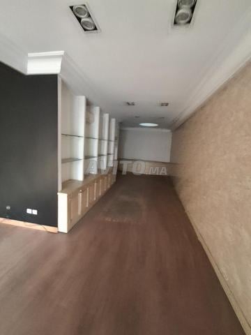 Commercial space 111 m² for rent in Casablanca (Maarif district) — Photo 2