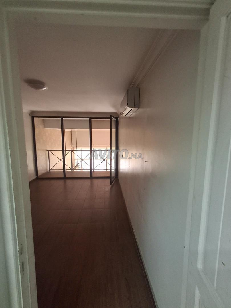 Commercial space 111 m² for rent in Casablanca (Maarif district) — Photo 3