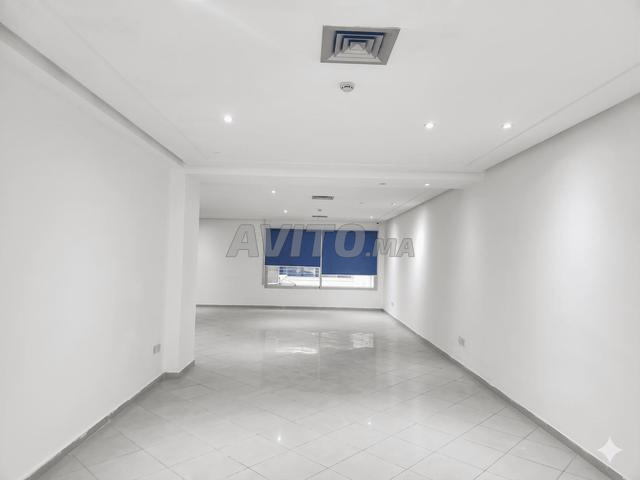 Bureau 88 m² à louer à Casablanca — Photo 3