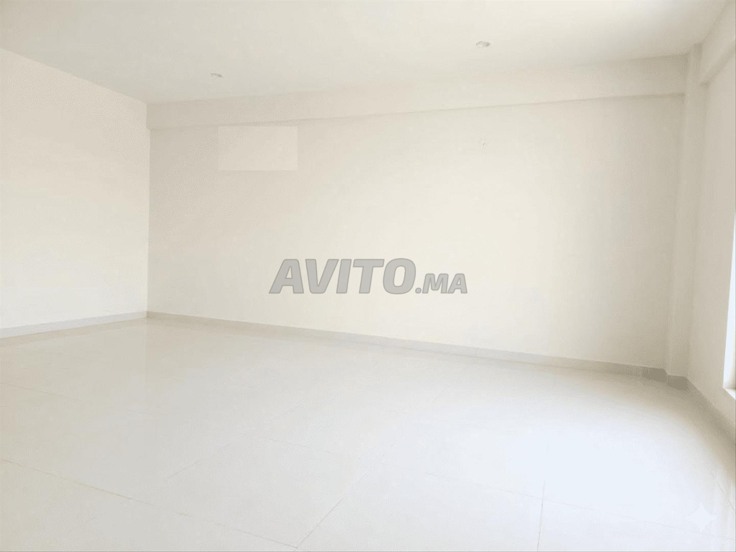 محل تجاري 147 متر مربع للإيجار في الدار البيضاء — Photo 16