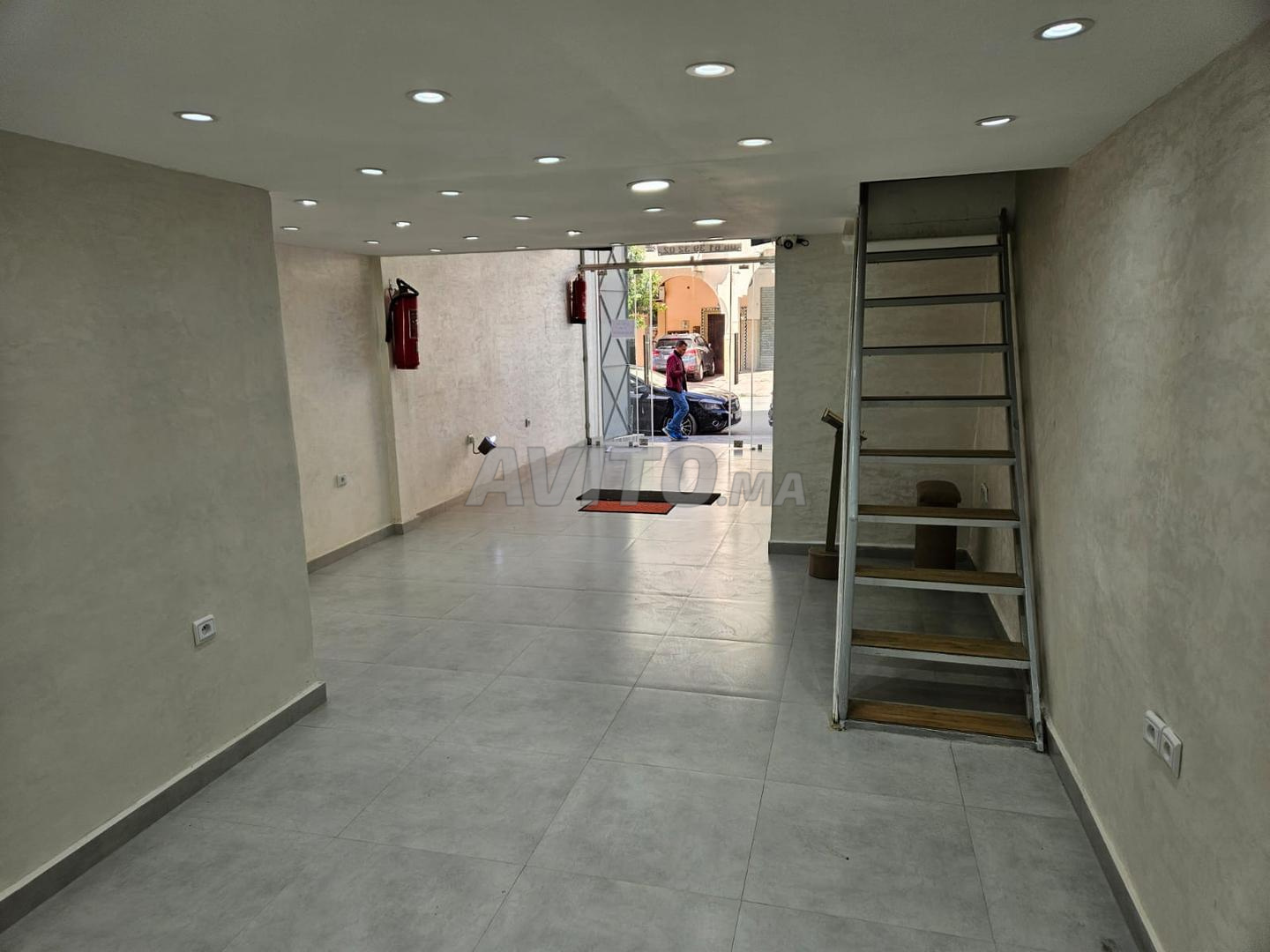 Magasin 38 m² à louer à Témara — Photo 16