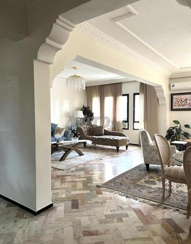 Apartment 166 m² for sale in Casablanca, Derb Ghallef — Photo 3