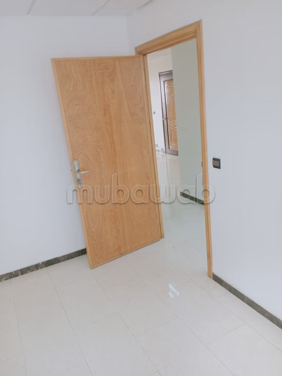 Bureau professionnel 81 m² à louer à Casablanca — Photo 12