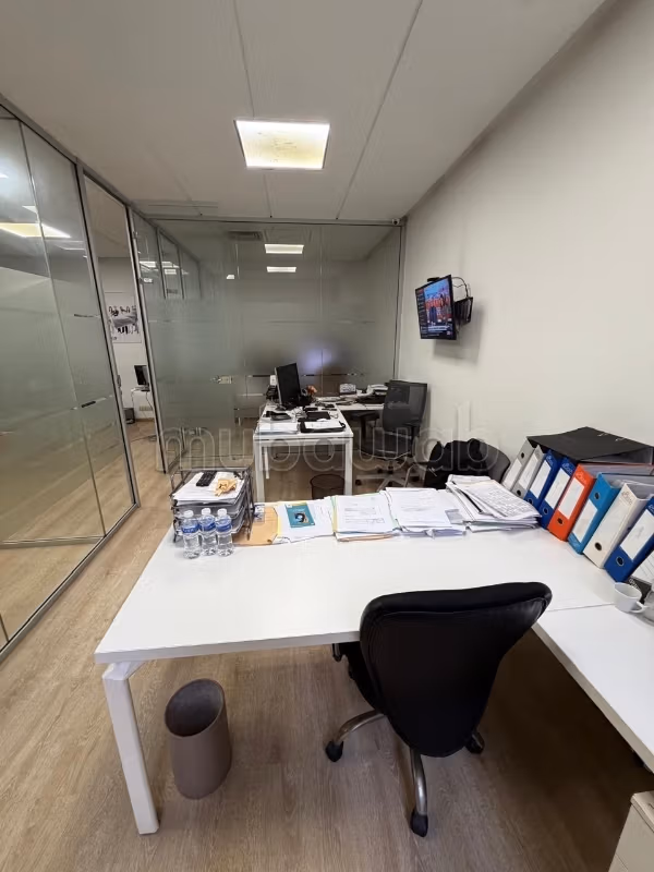 Bureau professionnel 81 m² à louer à Casablanca — Photo 52