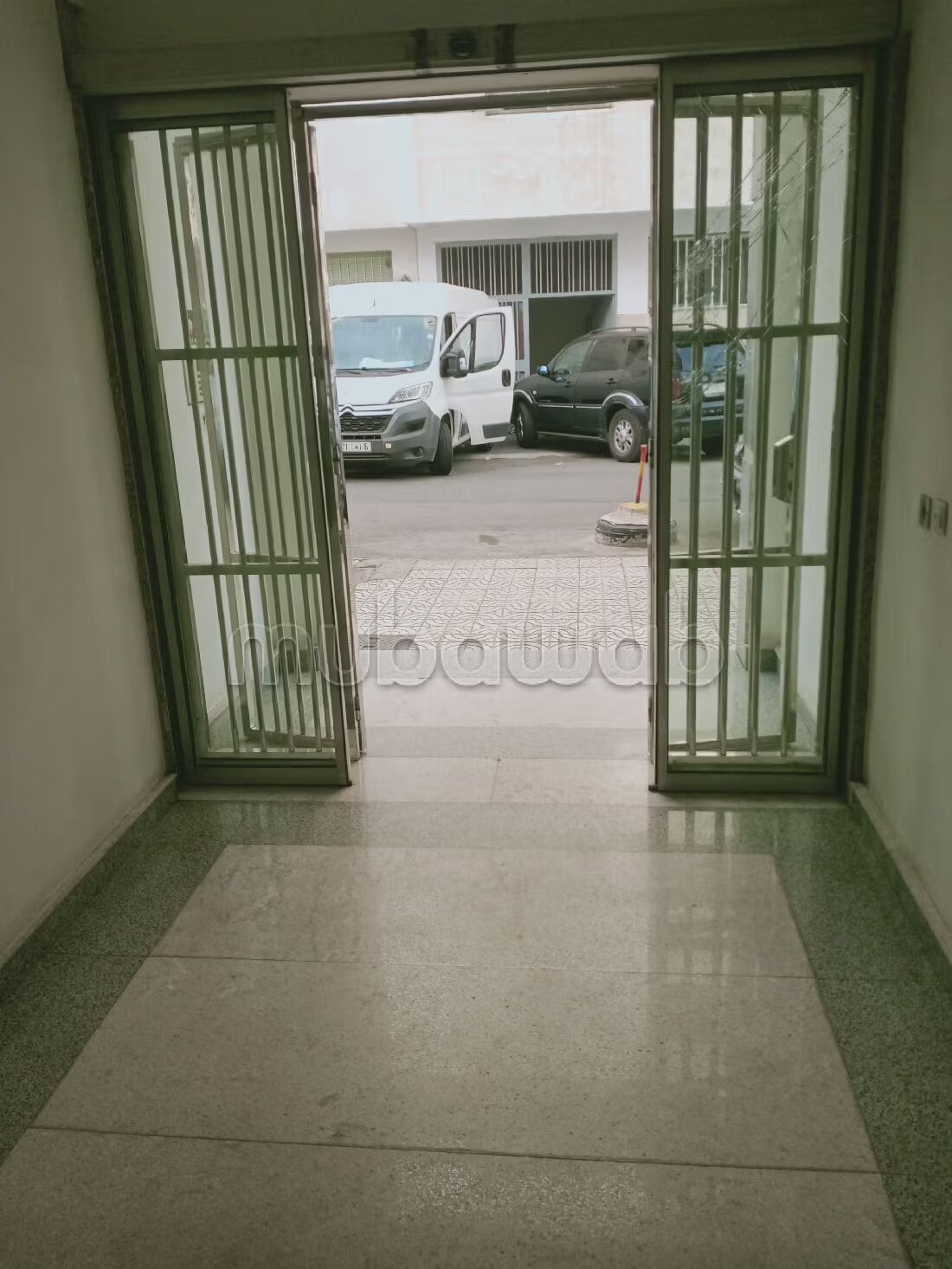 Bureau professionnel 81 m² à louer à Casablanca — Photo 31