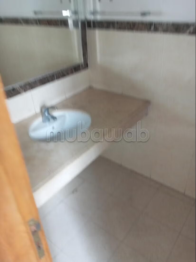 Bureau professionnel 81 m² à louer à Casablanca — Photo 43