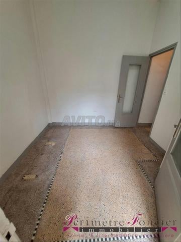 Apartment 60 m² for rent in Casablanca (Mers Sultan) — Photo 5
