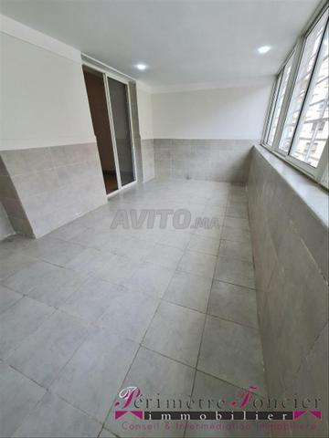 Apartment 60 m² for rent in Casablanca (Mers Sultan) — Photo 11