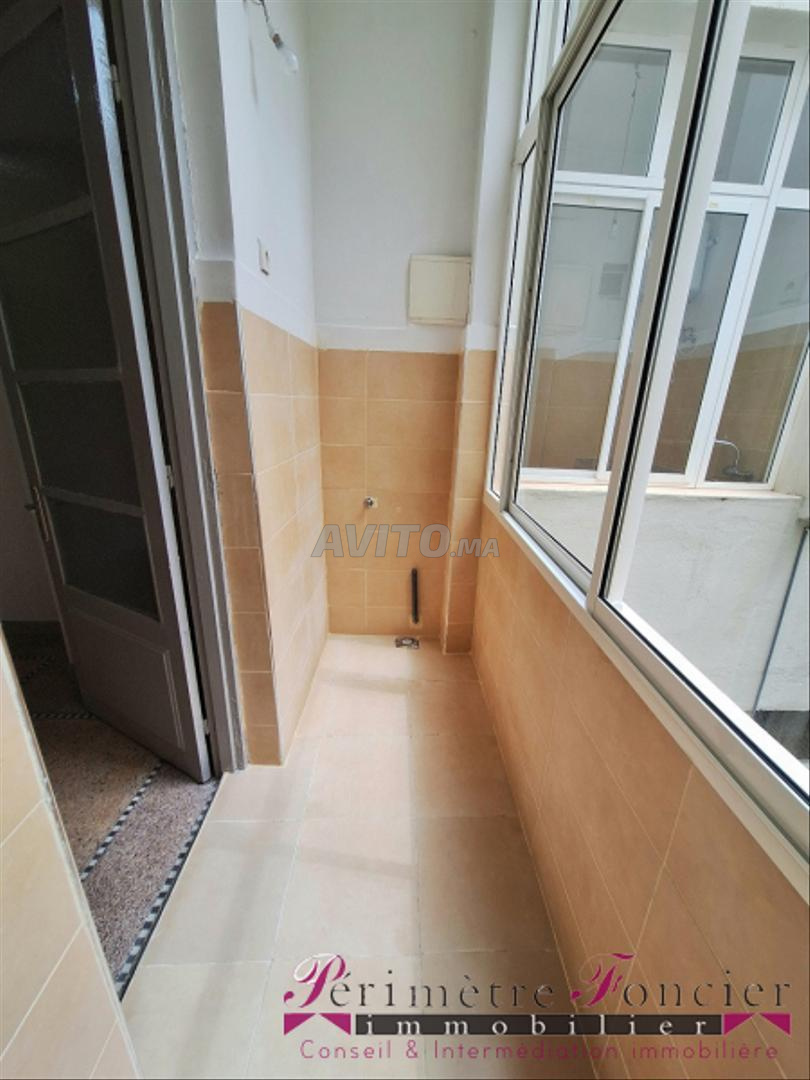 Apartment 60 m² for rent in Casablanca (Mers Sultan) — Photo 10