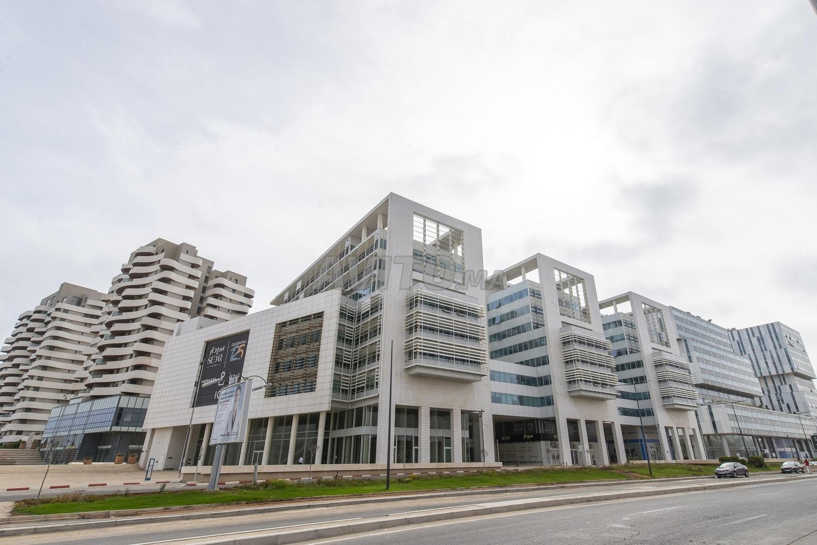 Office 15 m² for rent in Casablanca, Marina — Photo 3