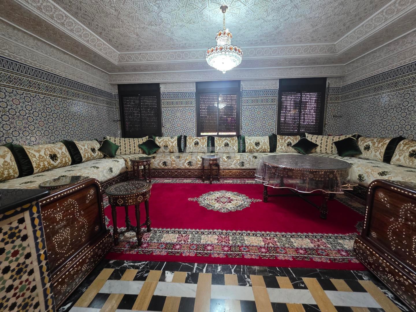 فيلا زاوية 298 متر مربع للبيع في الرباط — Photo 4