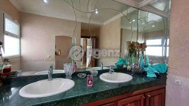 Villa 216 m² à vendre à Rabat, Hay Al Fath — Photo 12