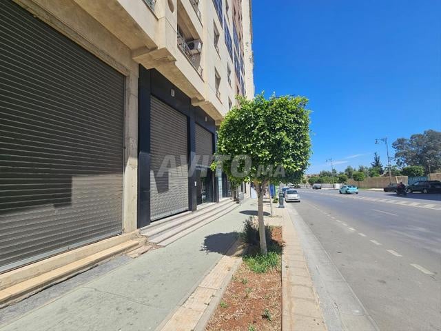 محل تجاري للايجار بمكناس 1200م² — Photo 4