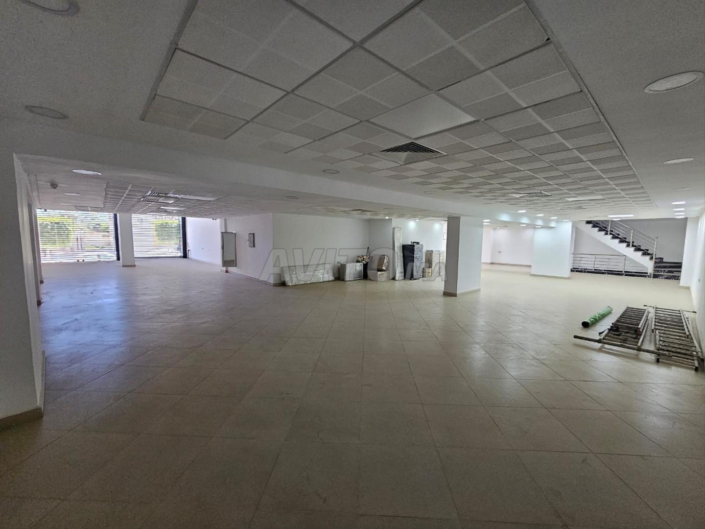 محل تجاري للايجار بمكناس 1200م² — Photo 15