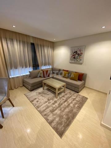Studio meublé 50 m² à louer à Casablanca, Maarif — Photo 2