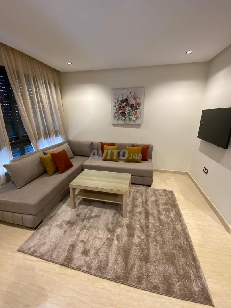 Studio meublé 50 m² à louer à Casablanca, Maarif — Photo 3