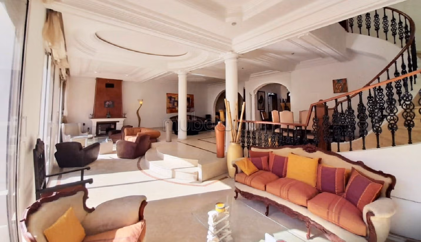 Villa 600 m² à louer à Ain Diab — Photo 6