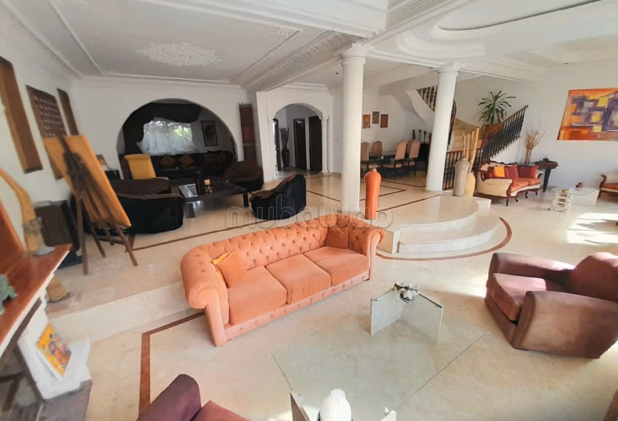 Villa 600 m² à louer à Ain Diab — Photo 18