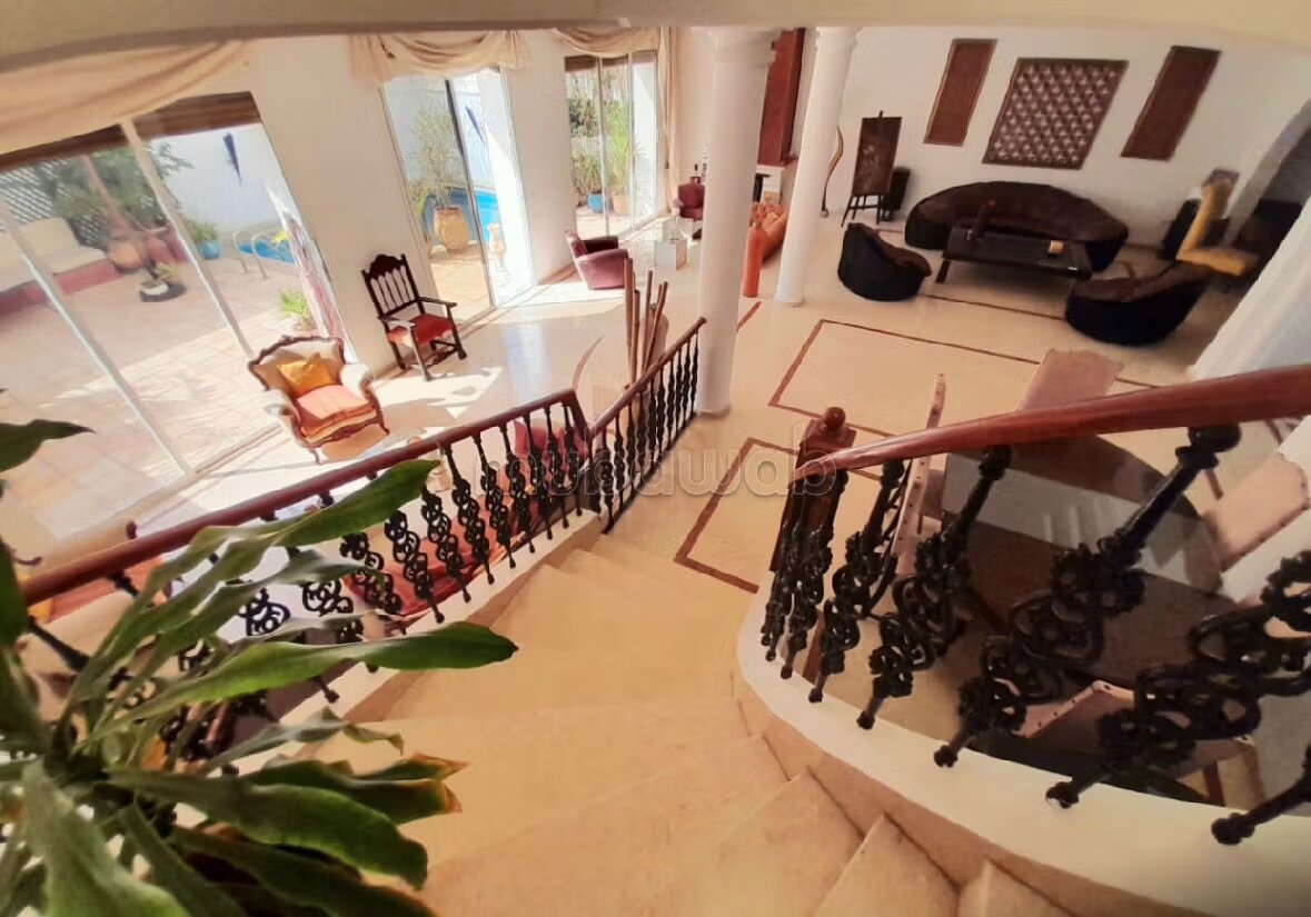 Villa 600 m² à louer à Ain Diab — Photo 31