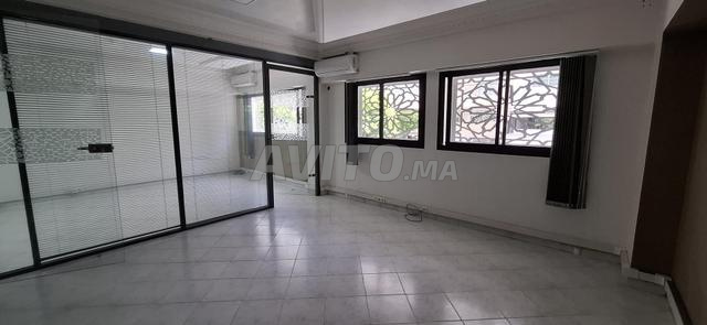 Office 80 m² for rent in Casablanca (2 Mars) — Photo 3