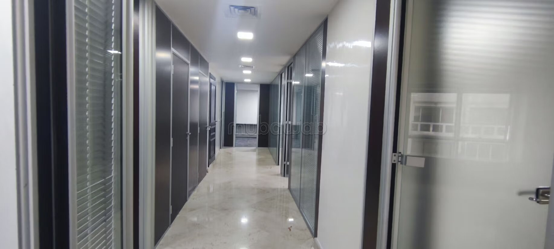 Bureau 200 m² à louer à Casablanca – Anfa — Photo 4