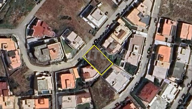 Terrain à vendre 414 m2 zone villas