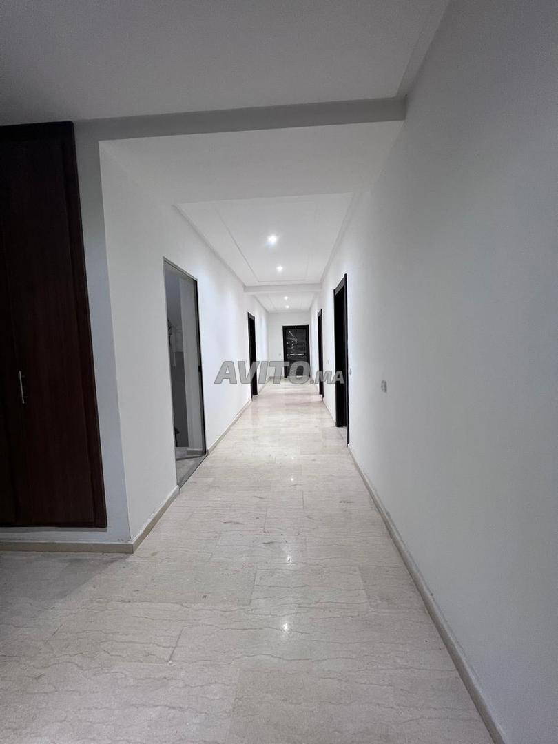 Plateau de Bureau 97 m² à louer à Meknès — Photo 4