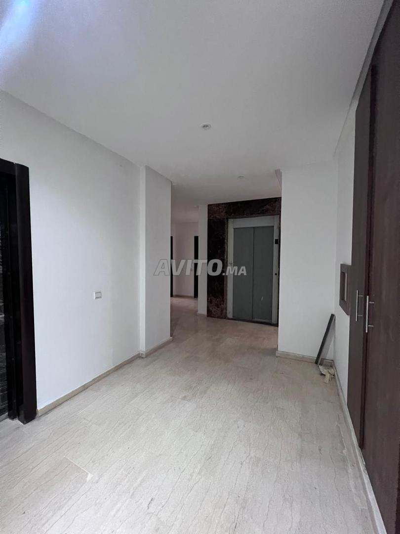 Plateau de Bureau 97 m² à louer à Meknès — Photo 8
