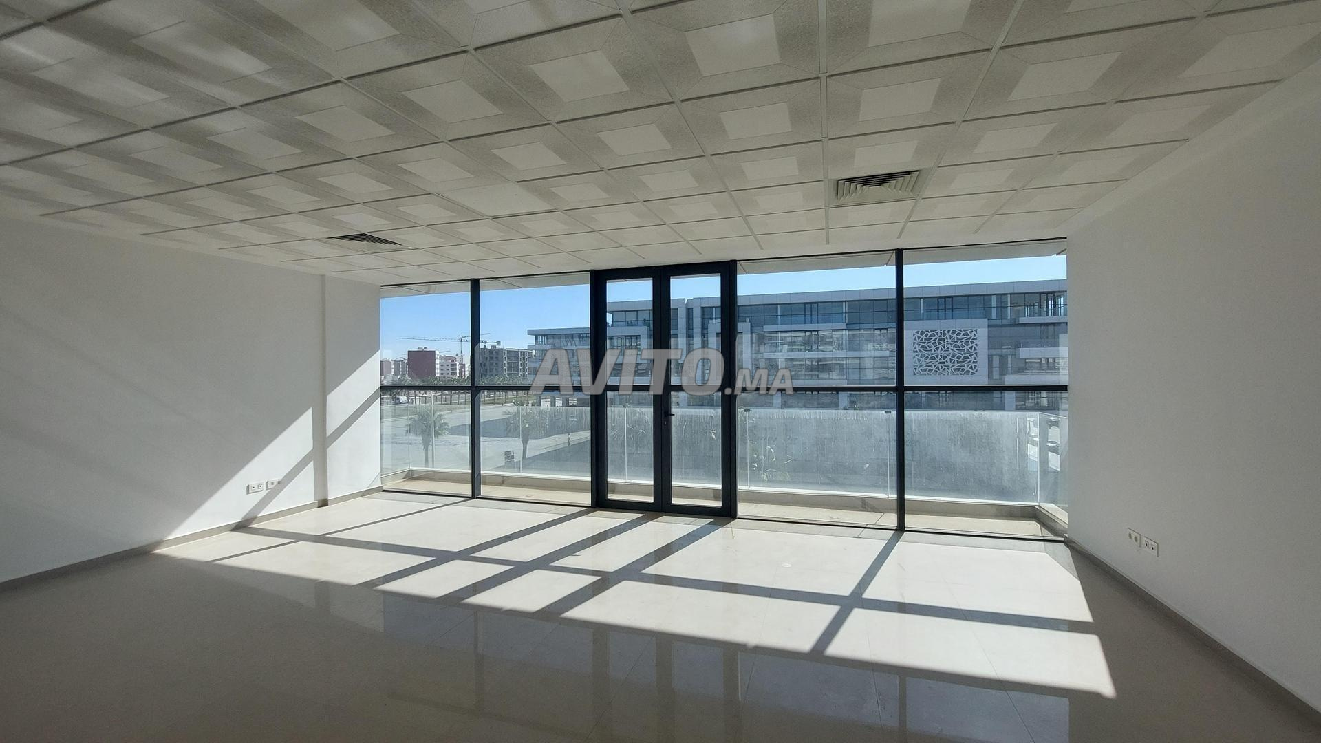 Bureau 43 m² à louer à Meknès — Photo 12
