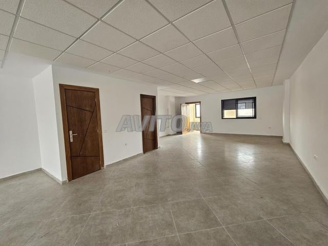 Plateaux bureaux 43 m² à louer à Meknès — Photo 2