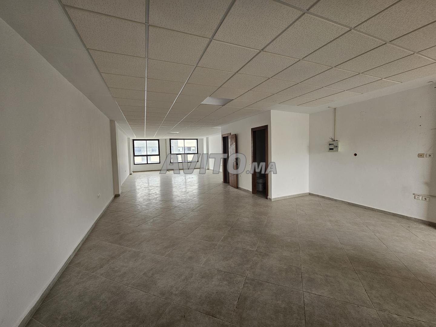 Plateaux bureaux 43 m² à louer à Meknès — Photo 5
