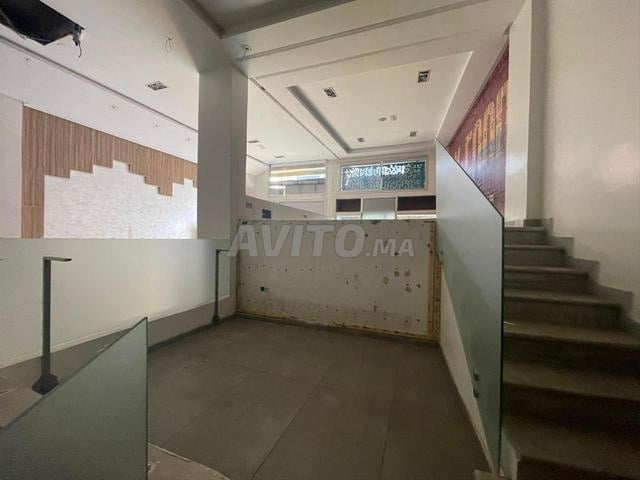 محل تجاري 300م² للإيجار في الدار البيضاء — Photo 8