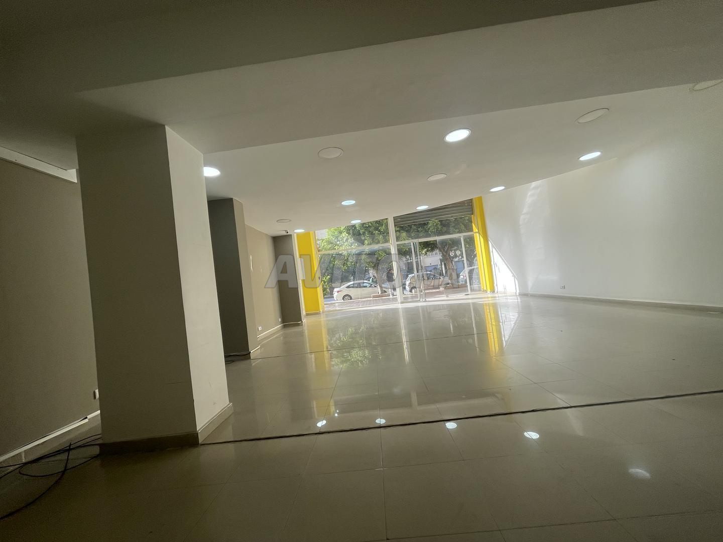 Commercial Unit 200 m² for Rent in Casablanca (Bourgogne) — Photo 3