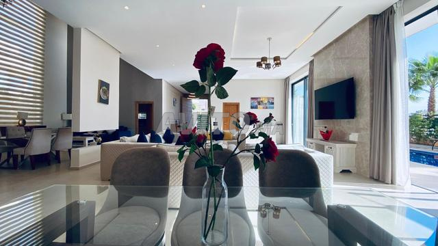 Villa moderne 1000 m² à louer à Marrakech — Photo 11