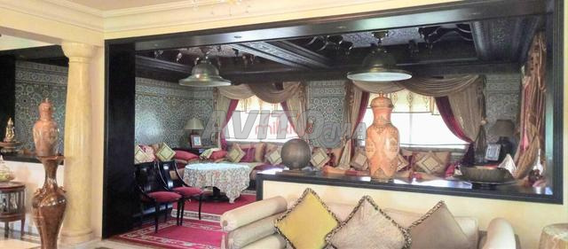 فيلا 1208 متر مربع للبيع في الدار البيضاء (حي كاليفورنيا) — Photo 11