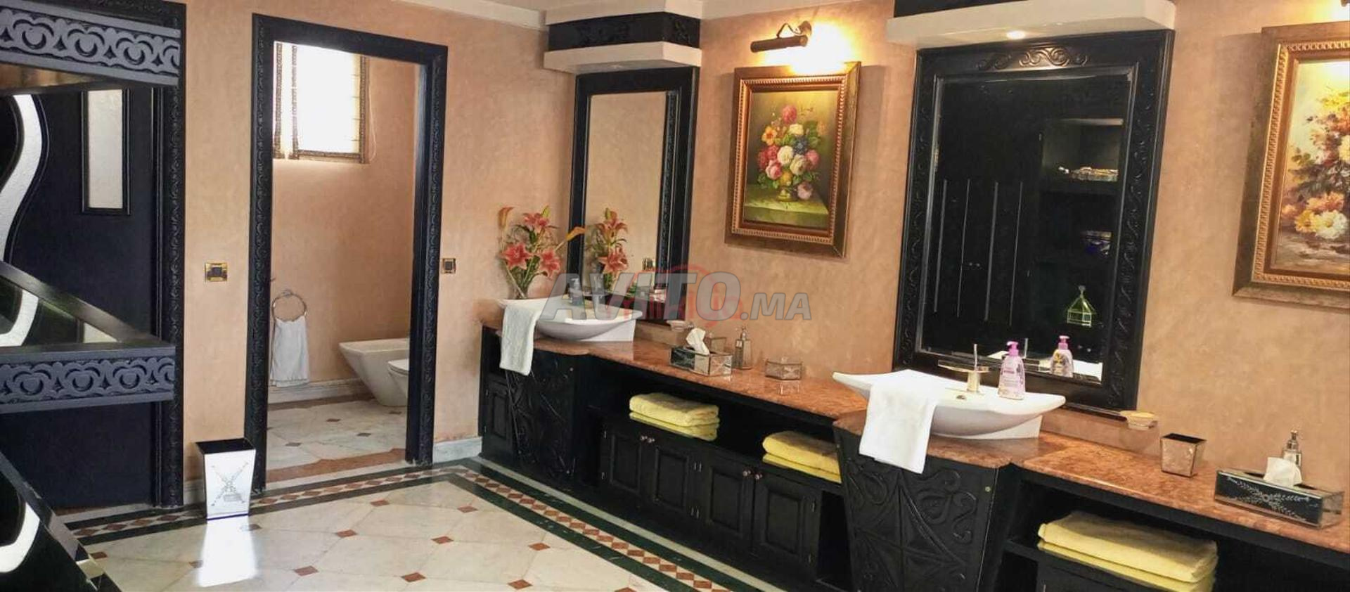 فيلا 1208 متر مربع للبيع في الدار البيضاء (حي كاليفورنيا) — Photo 16