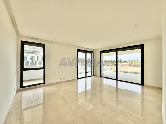 Apartment 185 m² for rent in Casablanca Finance City — Photo 2