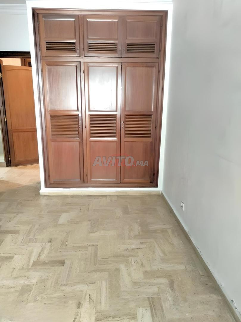 Office 153 m² for rent in Casablanca — Photo 10