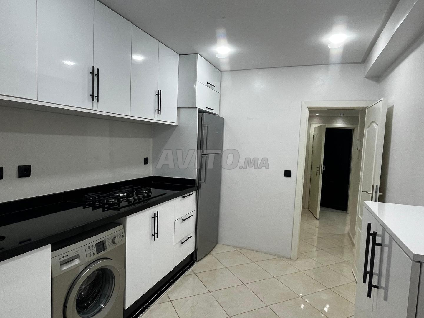 شقة مفروشة 93م² للإيجار في طنجة — Photo 23