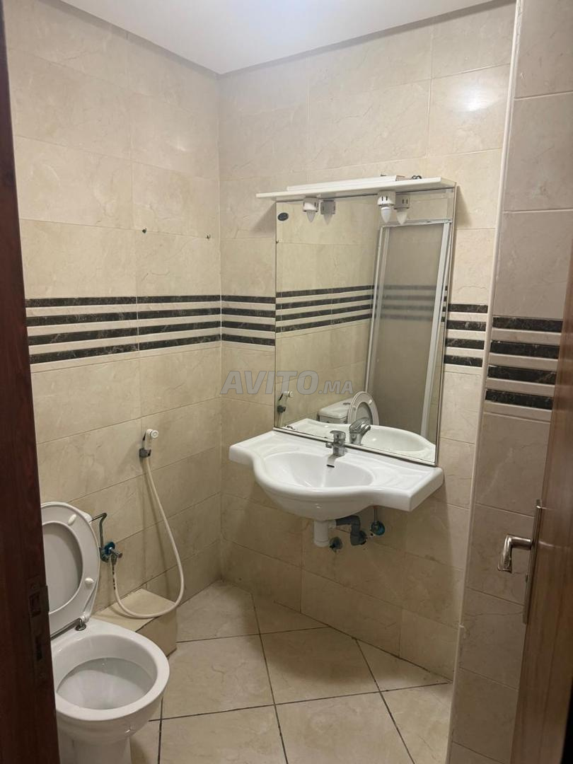 Apartment 90 m² for rent in Casablanca (Mers Sultan) — Photo 12