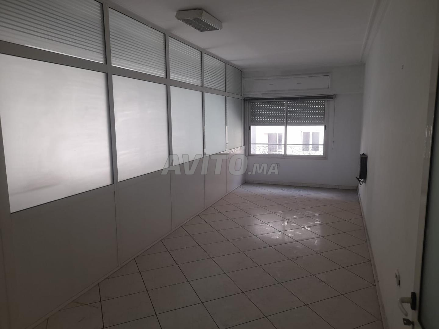 Office 140 m² for rent in Casablanca, Hospitals Quarter — Photo 11