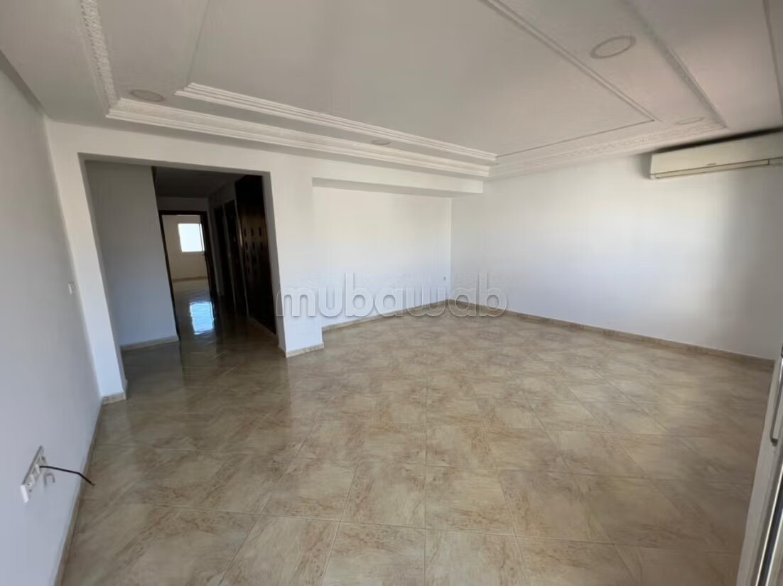 شقة 100 م² للإيجار في طنجة (مولاي إسماعيل) — Photo 3