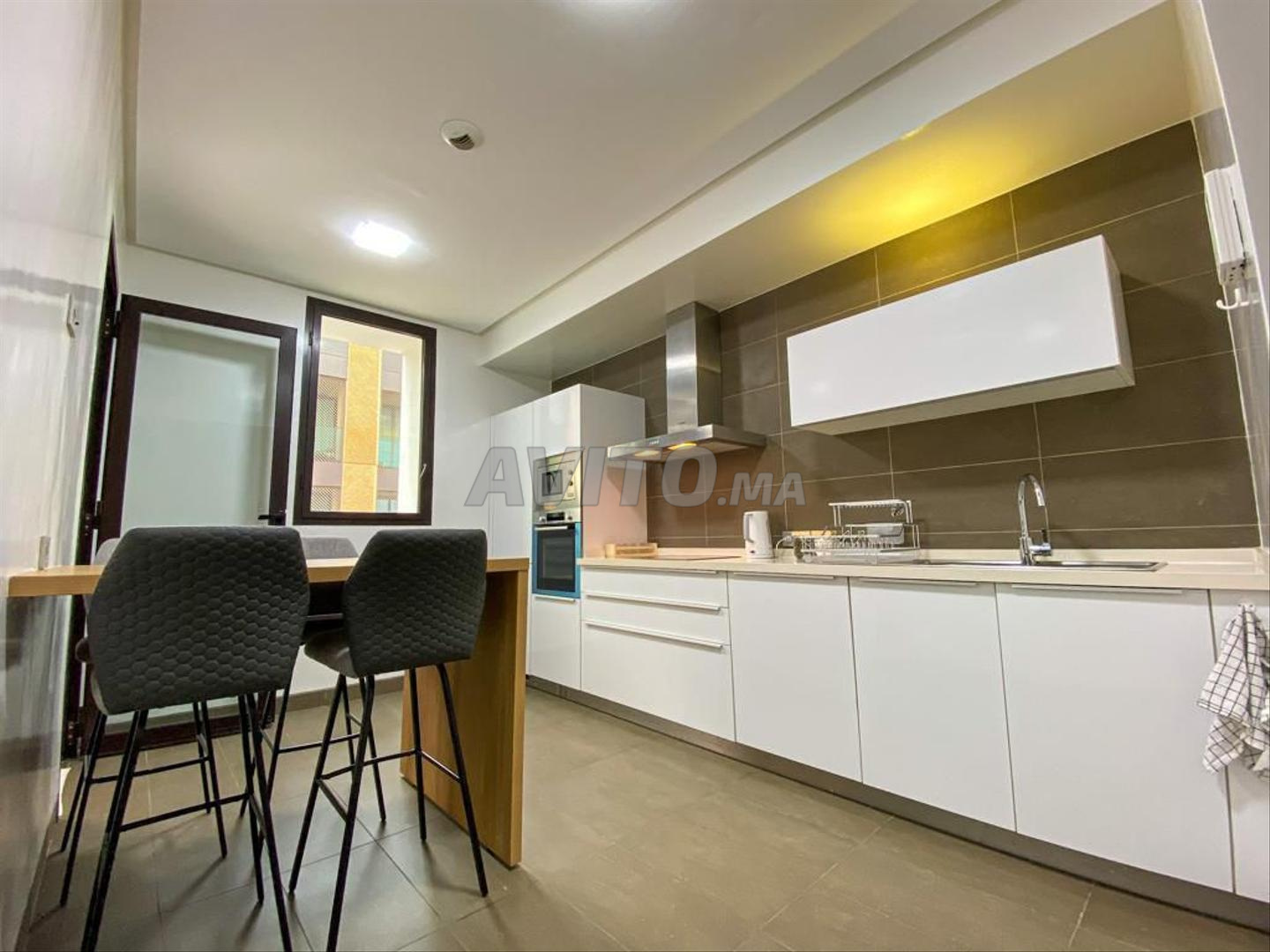 Apartment 180 m² for Rent in الدار البيضاء — Photo 8